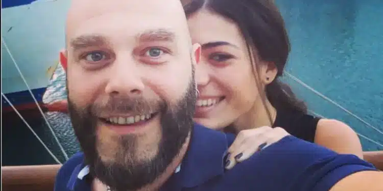 mpampa moy xero sikotheis ragizei kardies o syzygos 750x375 1.webp