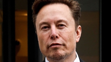 Elon Musk- Σύμφωνα με την Wall Street Journal, ο Έλον Μασκ σχεδιάζει να χτίσει μια πόλη που θα στεγάζει όλους τους υπαλλήλους της Tesla, της SpaceX και της Boring Company.