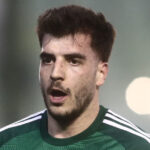 i sportingk anevazei tin prosfora gia ton ioanni