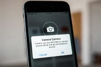 iPhone με προειδοποίηση ασφαλείας στην οθόνη