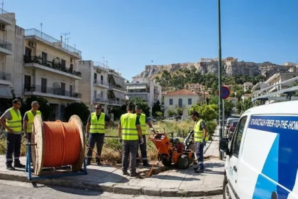 Εγκατάσταση οπτικής ίνας Fiber-to-the-Home στην Αθήνα