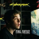 Gamer σε σκοτεινό δωμάτιο κοιτάζει με δέος την οθόνη που φωτίζει το πρόσωπό του, με φλουταρισμένα λογότυπα γνωστών παιχνιδιών στο φόντο
